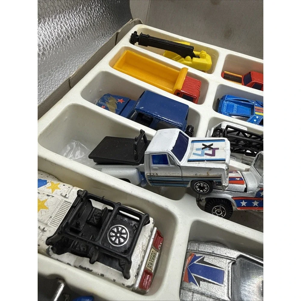 Vintage Matchbox Car Set Road Machines Semi's Tractors Jeeps Sports Cars 22